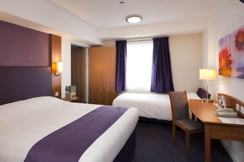 Premier Inn 킬마넉 외부 사진