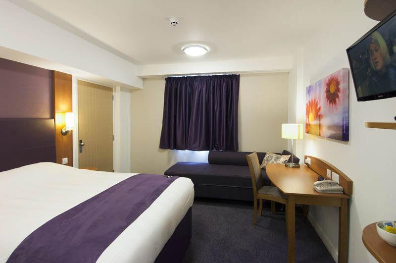 Premier Inn 킬마넉 외부 사진